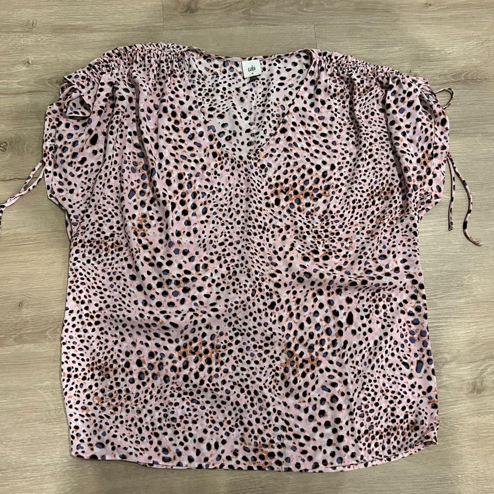 cabi style #5980 - Seaside top - Panther Print - Size M